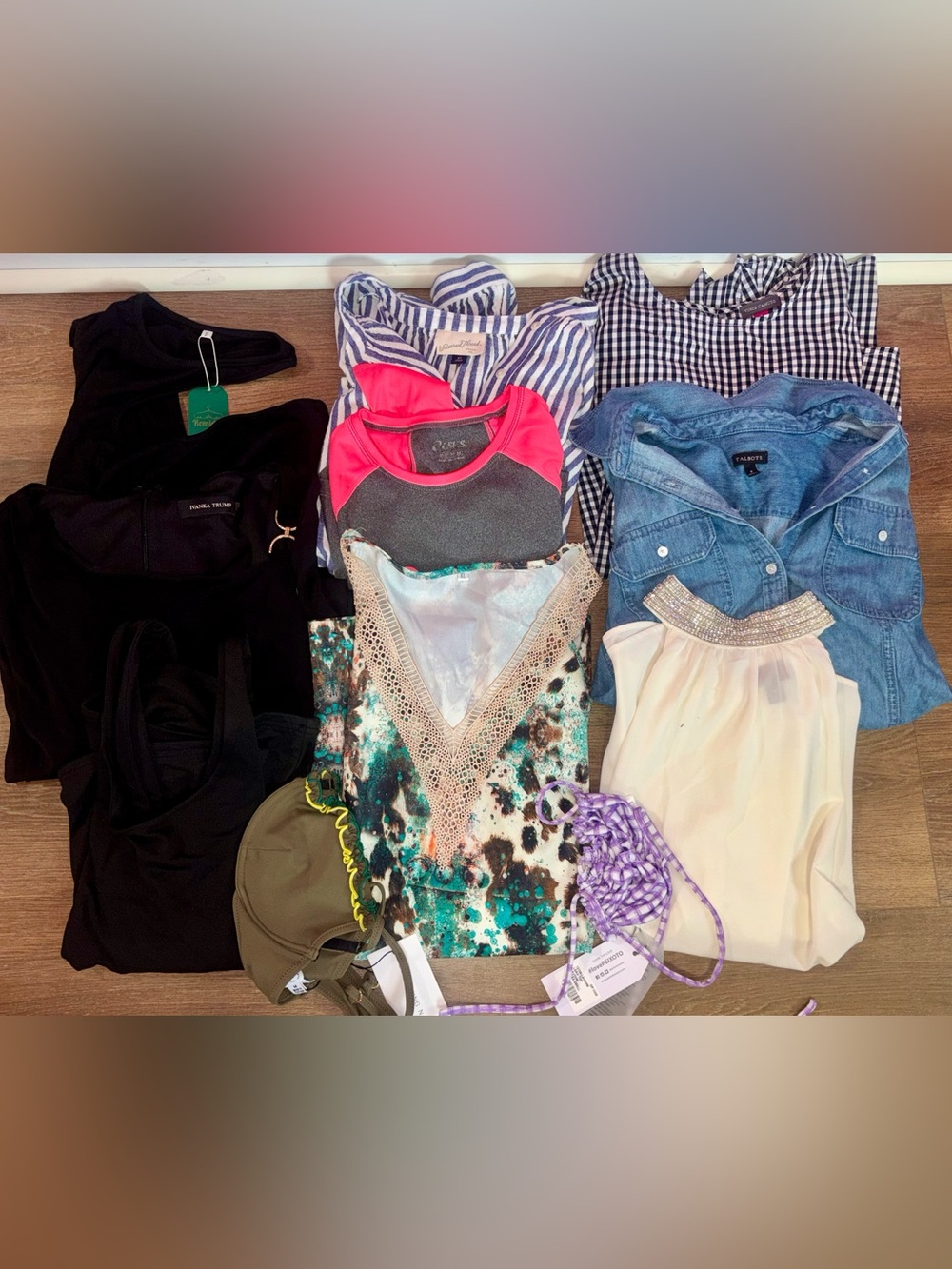 Resellers bundle of ladies tops-lot of 11! Mixed brands & mixed sizes
